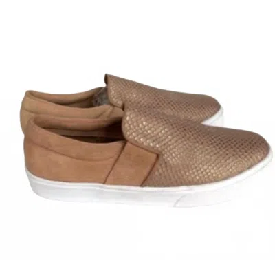 Kaanas Santa Fe Metallic Embossed Sneaker In Pink In Brown