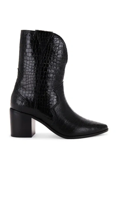 Kaanas Vera Cowboy Bootie In 黑色