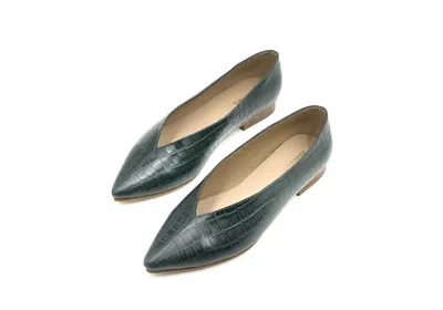 Kaanas Women's Lyon Pointy Croc Flat In Emerald