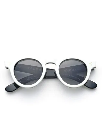 Kador Mondo Sunglasses In White