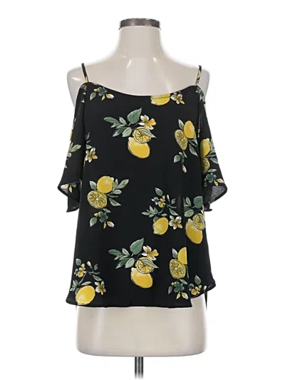 Pre-owned Kaileigh Sleeveless Blouse In Black