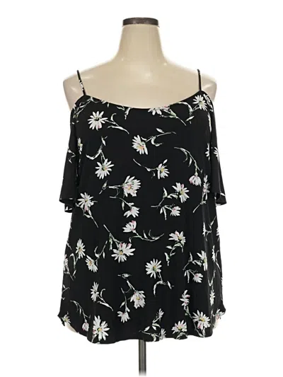 Pre-owned Kaileigh Tank Top Black Cold Shoulder Neckline Tops