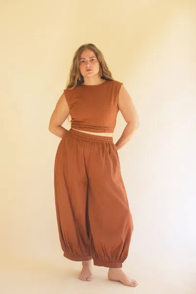Kalalou Drawstring Balloon Pant In Brown
