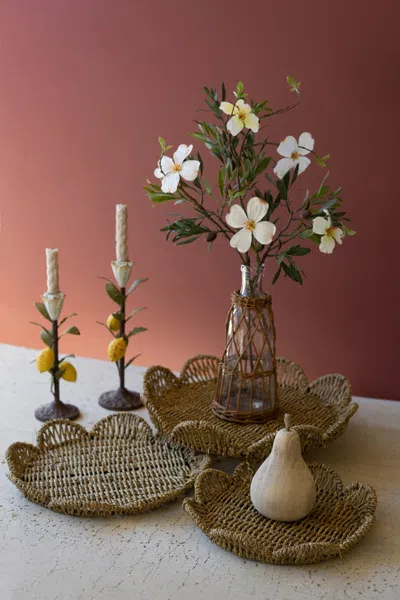 Kalalou Set Of Three Flower Shaped Woven Seagrass Trays In Brown