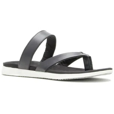 Kamik Cara Flip Sandals In Black