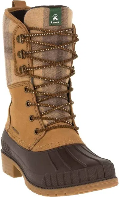 Kamik Women's Siennal 2 Boots In Tan In Multi