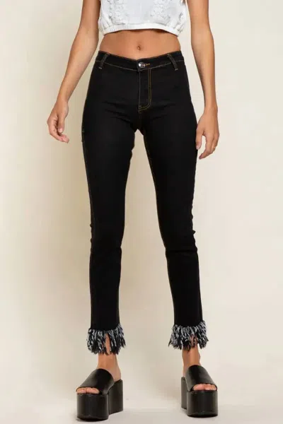 Kancan Cindy Frayed Jeans In Black