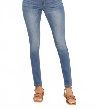 Kancan Classic 5 Pocket Skinny Jeans In Medium Wash In Blue