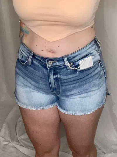 Kancan Hazel High Rise Denim Shorts In Medium Wash