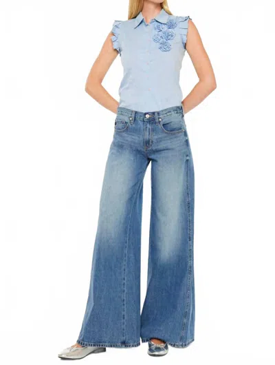 Kancan Mid Rise Super Wide Jeans In Medium Wash In Blue