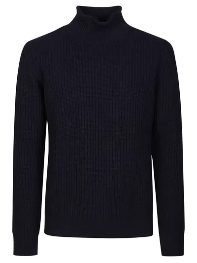 Kangra Turtle Neck Sweater In Blue