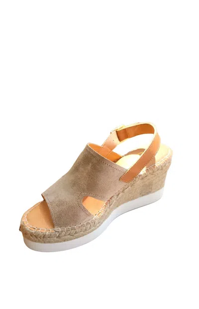 Kanna Espadrille Wedge In Nude In Beige