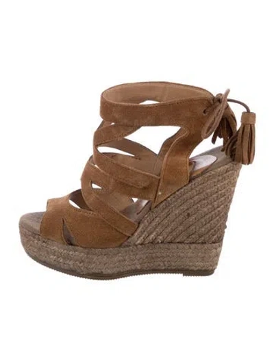 Pre-owned Kanna Suede Pumps In Brown