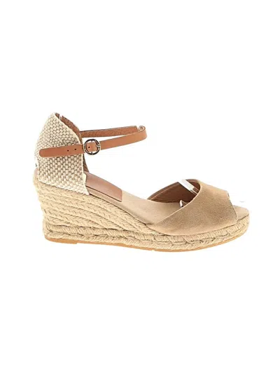 Pre-owned Kanna Wedges In Tan