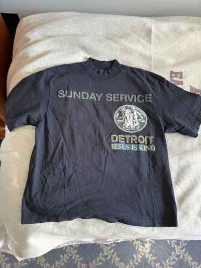 Pre-owned Kanye West Jesus Is King Sunday Service Detroit Lp T-shirt In Navy