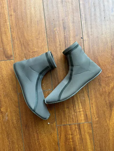 Pre-owned Kanye West X Yeezy Season Yzy Scuba Coachella Sample Shoes In Grey