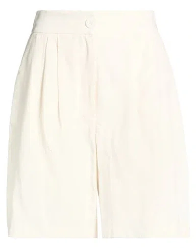 Kaos Jeans Woman Shorts & Bermuda Shorts Ivory Size 4 Viscose, Linen In White