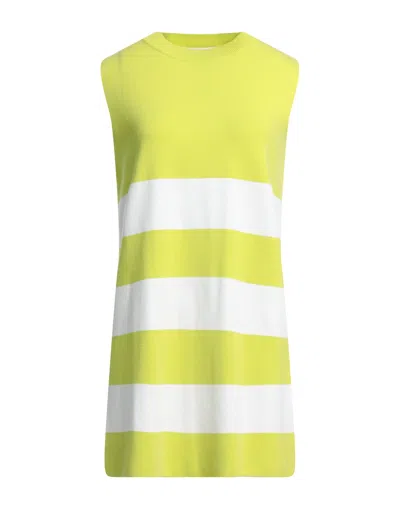 Kaos Short Dresses In Green
