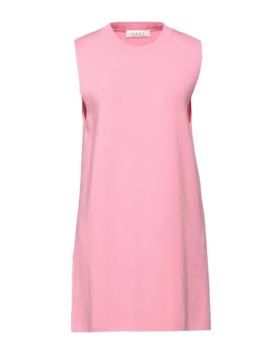 Kaos Short Dresses In Pink