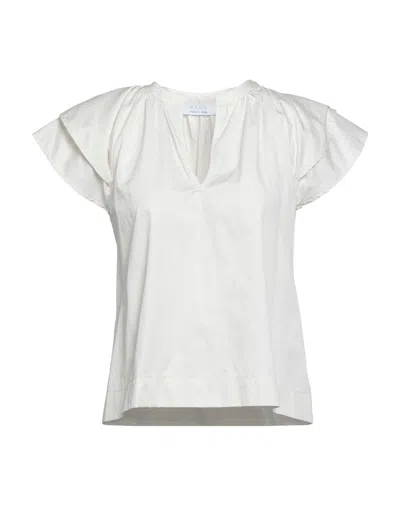 Kaos Blouses In White