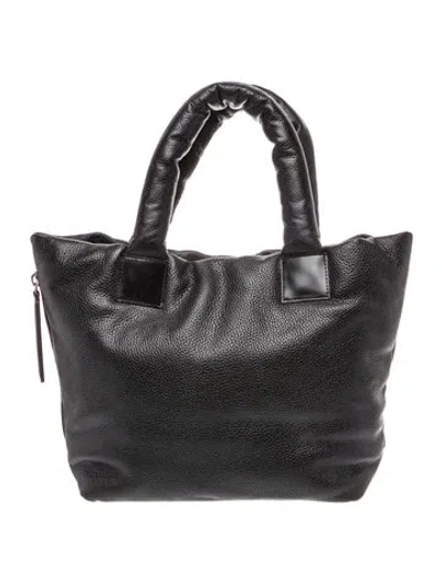 Pre-owned Kara Leather Shoulder Bag In Black