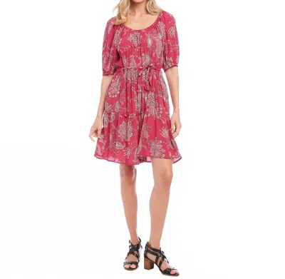 Karen Kane Fable Tiered Short Dress In Fuchsia In Pink