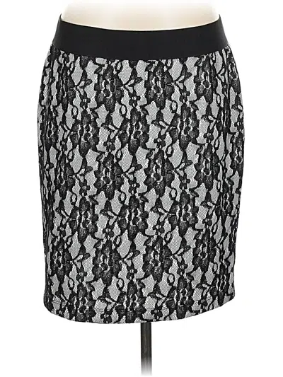 Pre-owned Karen Kane Formal Skirt In Black