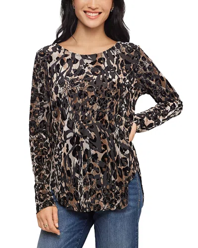 Karen Kane Petite Velvet Burnout Long Sleeve Shirttail Top In Red