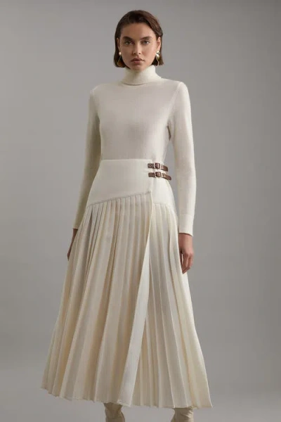 Karen Millen Buckle Detailed Maxi Skirt In White