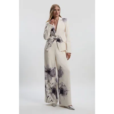 Karen Millen Floral Crepe Single Breasted Blazer In White