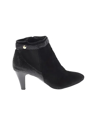 Pre-owned Karen Scott Ankle Boots In Black
