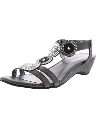 Karen Scott Catrinaa Womens Embellished Open Toe T-strap Sandals In Metallic