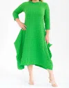 Karen T Design Textured Bubble Midi Dress In Green In Green