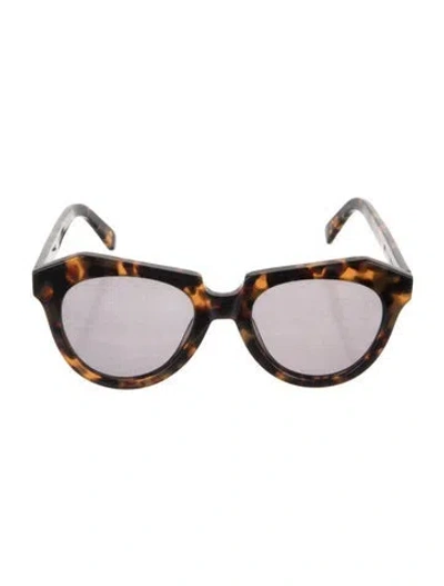Pre-owned Karen Walker Cat-eye Tinted Sunglasses In Black