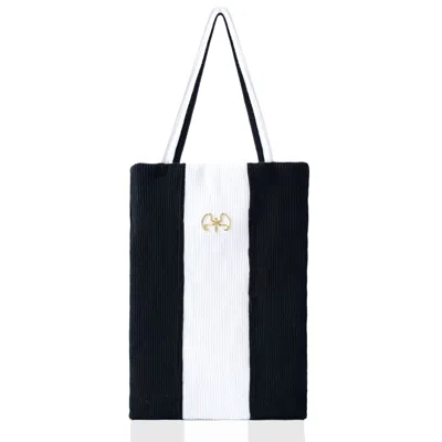 Kargede Women's White / Black White Black Knit Tote Bag – Designer Bag, Large In Multi