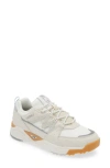 Karhu Gender Inclusive Fusion Xc Sneaker In Lily White/ Foggy Dew