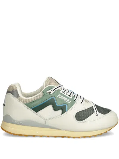 Karhu Synchron Panelled Sneakers In Green