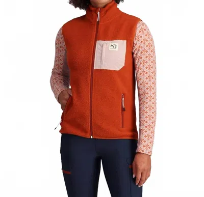 Kari Traa Rothe Vest In Maple In Orange