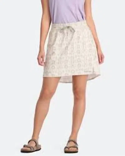 Kari Traa Women's Ruth Skirt In Bjerk In White