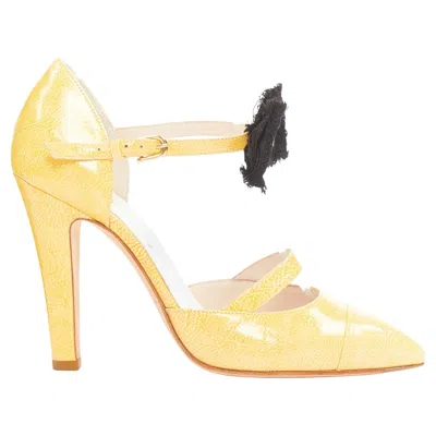 Pre-owned Karl Lagerfeld Chanel 14c Butter Yellow Patent Leather Cc Logo Bow Maryjane Pumps Eu37.5