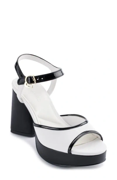 Karl Lagerfeld Hallet Platform Sandal
