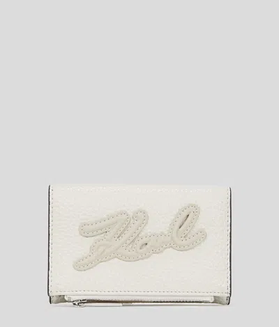 Karl Lagerfeld K/skuare Kleines Genarbtes Portemonnaie In White
