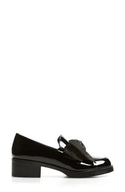 Karl Lagerfeld Paris Calimesa Bow Loafer In Black