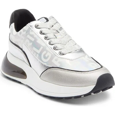 Karl Lagerfeld Paris Doe Slip-on Sneaker In Multi