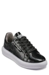 Karl Lagerfeld Paris Karl Profile Low Top Sneaker In Black