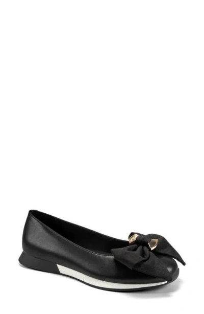 Karl Lagerfeld Paris Magalia Bow Sneaker Flat In Black