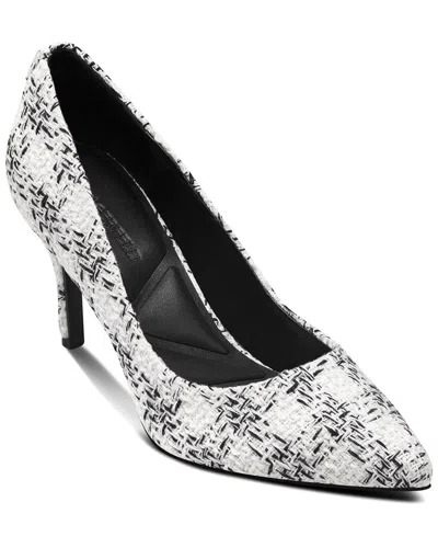 Karl Lagerfeld Royale Pump