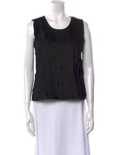 Pre-owned Karl Lagerfeld Scoop Neck Sleeveless Top In Black