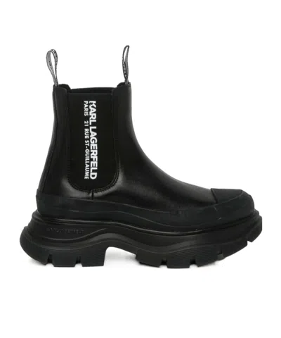 Karl Lagerfeld Thick Sole Short Boot In Black