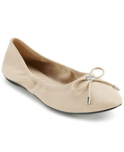 KARL LAGERFELD WOMEN'S VELMA ALMOND TOE BALLET FLATS